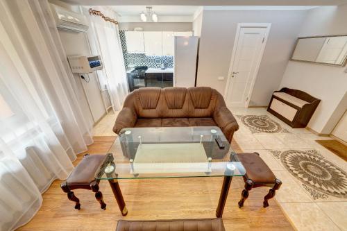 Excellent apartment Druzhby Narodov boulevard 3a. Lybedskaya metro station - image 10