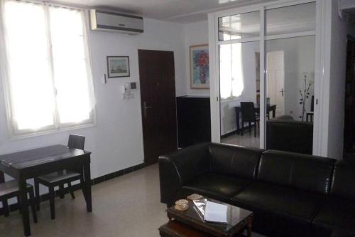 ApartF32020 in Algiers