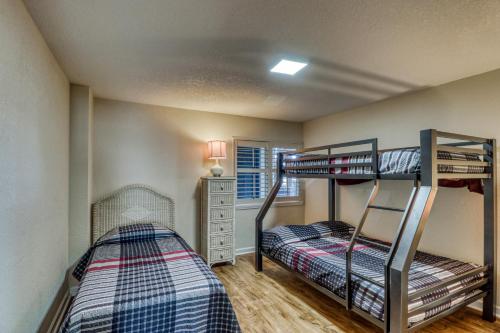 Edgewater West #25 - image 3