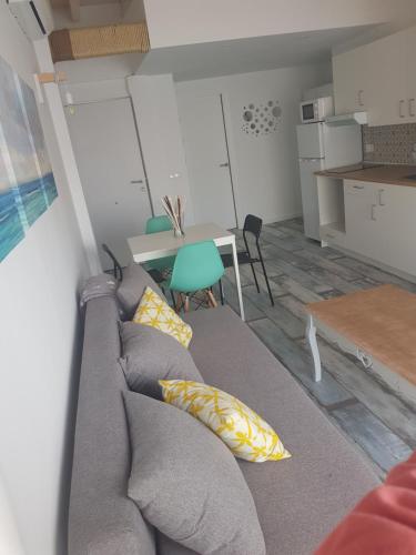 APT 5 - Apartamento en la playa de El Palo, Málaga (photo 9)