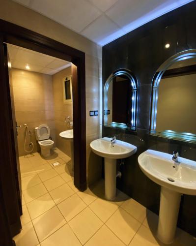 Bathroom, Oasis Rise Hotel Apartments in Falastin Area