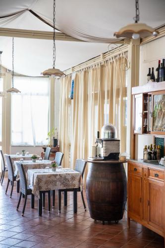 Maria Tindara "La Locanda"