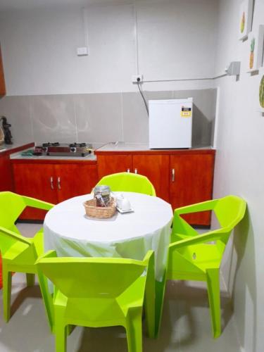 Létesítmények, Guddy’s Riverside Cottage in Beqa-sziget