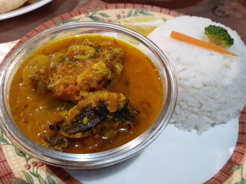 Ételek és italok, Guddy’s Riverside Cottage in Beqa-sziget