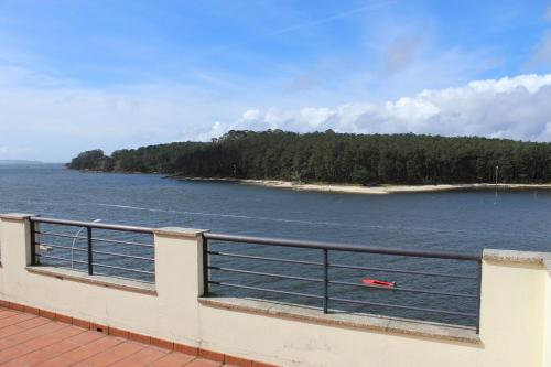  Apto. con terraza y vistas al mar, Pension in Vilagarcia de Arousa