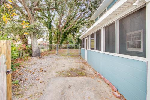Palm Boulevard - image 6