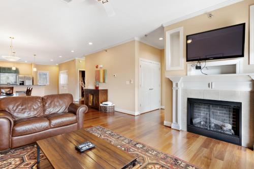 Venus Lodges Condos - image 7
