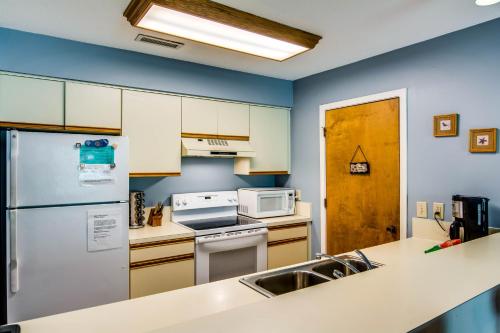 Lagoon Villas in Isle of Palms, USA