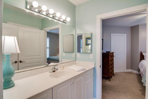 Ocean Boulevard Villas 101 - image 7