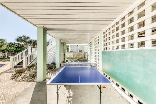 Carolina Boulevard 916 - image 4