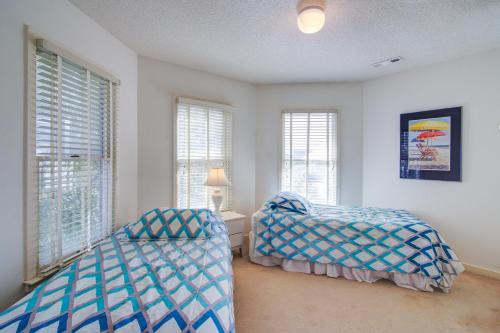 Pelican Bay 33 - image 2