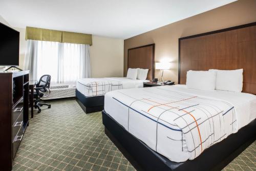 La Quinta Inn & Suites Portland Airport