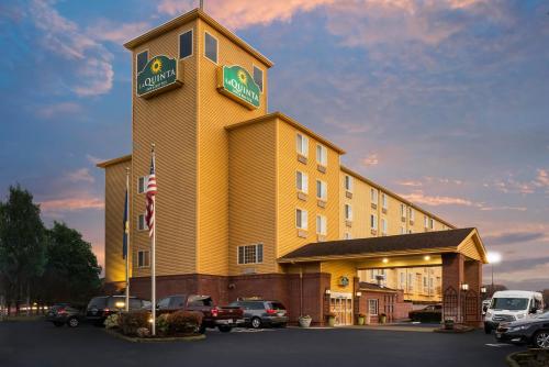 La Quinta Inn & Suites Portland Airport