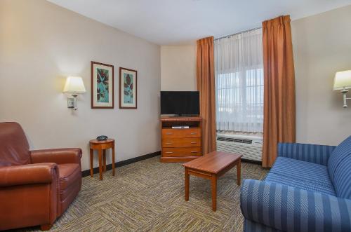 Candlewood Suites Tuscaloosa, an IHG Hotel