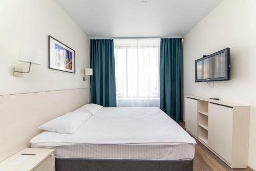 RADIUS Central House - main image