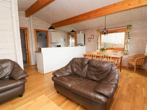 Barn Owl Lodge - image 13