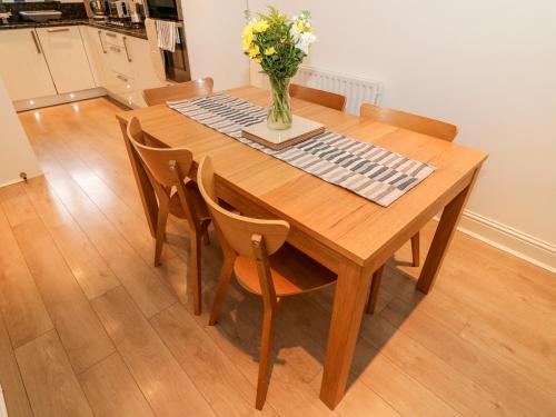 15 Tannery Lane - image 8