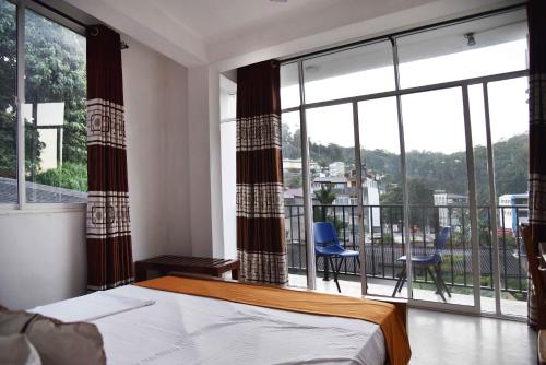 Lodge in 611, Kandy