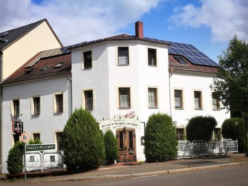 Pension & Gasthaus Nostalgie - Accommodation - Chemnitz