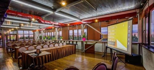 Hotel Bridges Bishkek