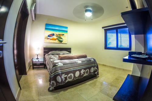 El Faro 303 Reef condo