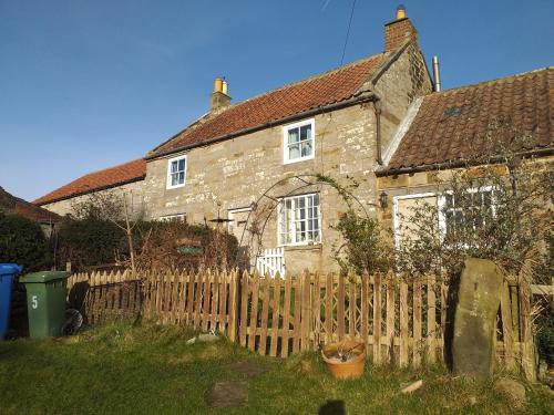 Holly Cottage, , North Yorkshire