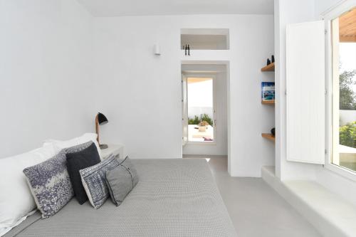 Thiro Santorini, Fira (photo 8)