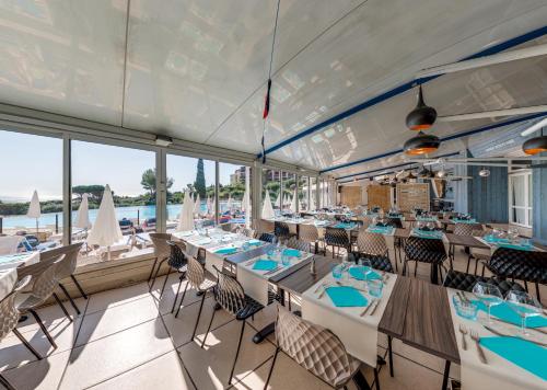 Restaurant, Village Pierre & Vacances - Cap Esterel - Saint Raphael Village in Le Dramont