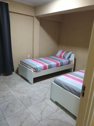 Quadruple Room with Balcony image 3