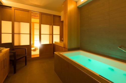 Massage, Hotel AM MEER & Spa in Ostseebad Binz
