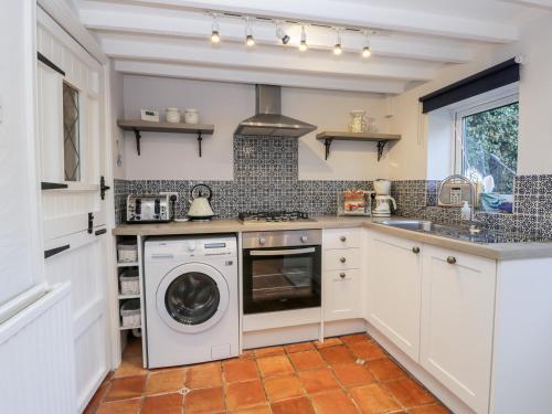 Rosie Cottage - image 4