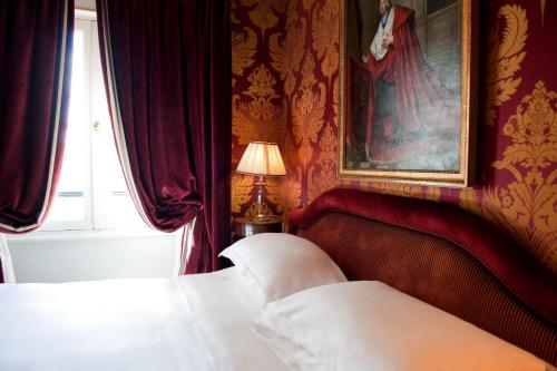 L'Hotel Paris