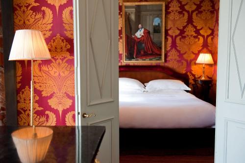 L'Hotel Paris