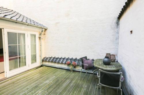 Exclusive and central - Private roof top terrace!, Копенгаген (фото 9)