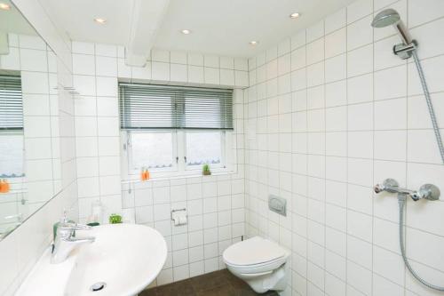Exclusive and central - Private roof top terrace!, Копенгаген (фото 10)
