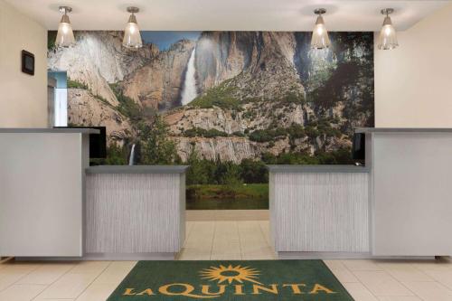 La Quinta Inn & Suites by Wyndham Fresno Northwest