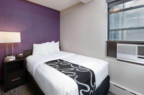 La Quinta Inn & Suites by Wyndham New York City Central Park