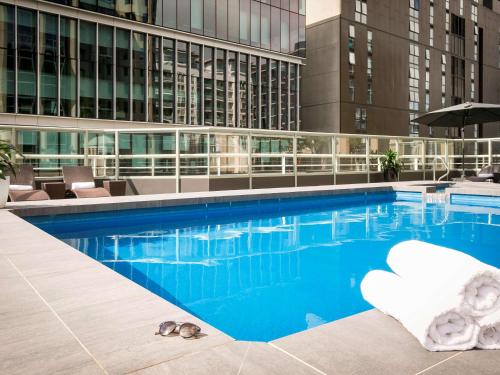 مسبح, Sydney Central Hotel managed by The Ascott Limited in تشايناتاون