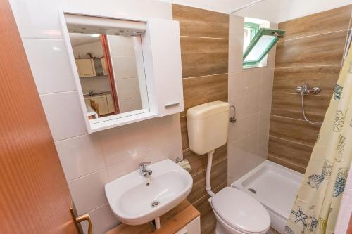 House Cherry - image 13