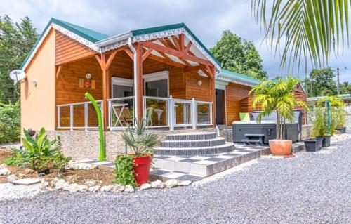 Ô Coeur Des Tropiques (O Coeur Des Tropiques) in Capesterre-Belle-Eau