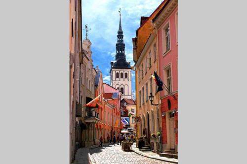 Best location, beautiful and quiet Old Town apt., Tallinn (photo 10)