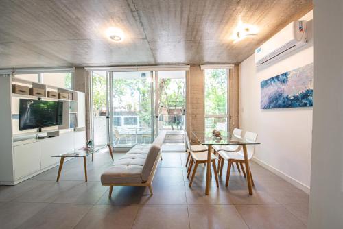 Moderno departamento con TV reversible - By BUMEN