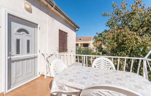 Apartments Mactra - image 13