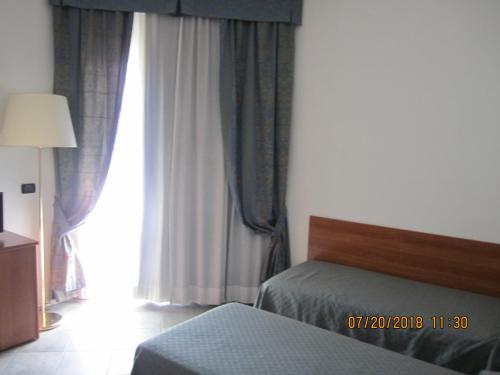 Adelphi Room & Breakfast - image 11