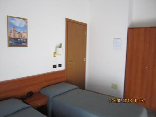 Adelphi Room & Breakfast - image 7
