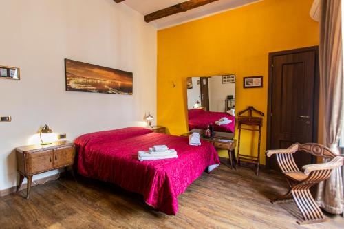San Gennaro Bed - image 8