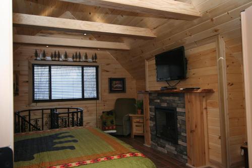 Cupid's Cabin - image 4