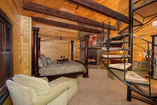Lover's Loft - main image