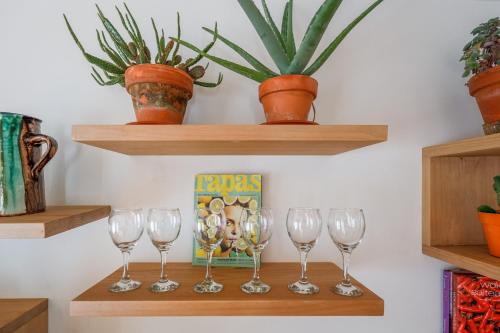 COZY 1BR APT RECENTLY RENOVATED IN CITY CENTRE, Sevilla (Foto 3)