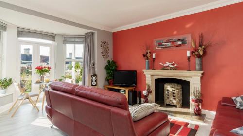 Bright, Spacious And Beautiful Garden Apartment, , Devon